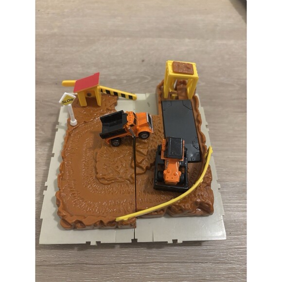 Micro Machines | City Dump | Galoob | 1987 | *Read Description* - Picture 3 of 5